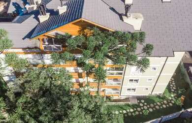 Imagem: O apartamento possui 2 Dormitórios, 1 Banheiro, 1 Vaga na garagem