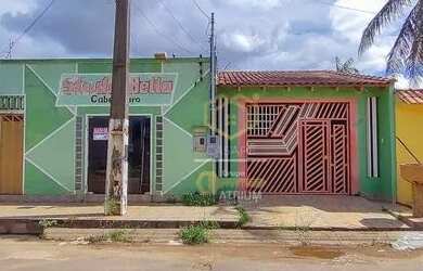 Imagem: A casa possui 2 Dormitórios, 2 Banheiros e 250m² de Área