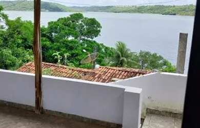 Imagem: A casa possui 2 Dormitórios, 1 Banheiro e está localizado