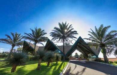 Imagem: O terreno possui 1.300m² de Área e está localizado em Porto