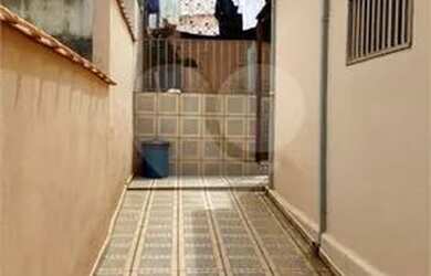 Imagem: A casa possui 1 Dormitório, 1 Banheiro, 40m² de Área e está