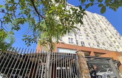 Imagem: O apartamento possui 2 Dormitórios, 2 Banheiros, 1 Vaga na