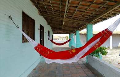 Imagem: A casa possui 5 Dormitórios, 3 Banheiros, 5 Vagas na garagem