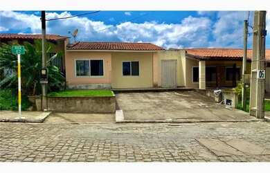 Imagem: A casa possui 2 Dormitórios, 1 Banheiro, 150m² de Área e