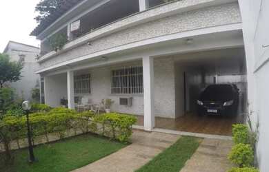 Imagem 1: Duas residências