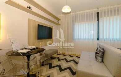 Imagem: O apartamento possui 1 Dormitório, 1 Banheiro, 1 Vaga na garagem