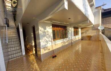 Imagem: A casa possui 2 Dormitórios, 1 Banheiro, 120m² de Área e