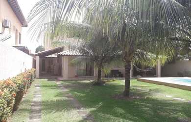 Imagem: A casa possui 4 Dormitórios e está localizado em Barra do