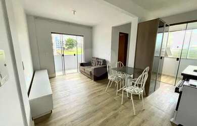 Imagem: O apartamento possui 1 Dormitório, 1 Banheiro, 1 Vaga na garagem