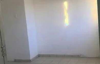 Imagem: A kitnet possui 1 Dormitório, 1 Banheiro e está localizado