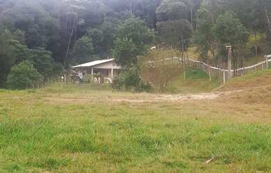 Imagem: A chácara possui 12.000m² de Área e está localizado em