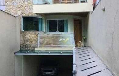 Imagem: A casa possui 3 Dormitórios, 5 Banheiros, 5 Vagas na garagem