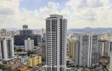 Imagem: O apartamento possui 2 Dormitórios, 2 Banheiros, 2 Vagas na