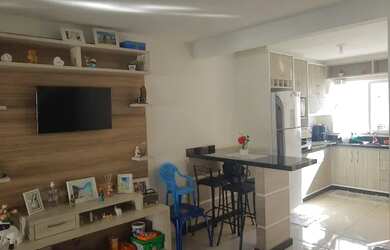 Imagem: O apartamento possui 2 Dormitórios, 1 Banheiro, 2 Vagas na