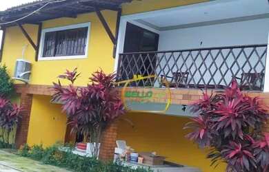 Imagem: A casa possui 4 Dormitórios, 5 Banheiros, 5 Vagas na garagem