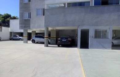 Imagem: O apartamento possui 2 Dormitórios, 1 Banheiro, 2 Vagas na