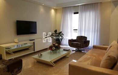 Imagem: O apartamento possui 4 Dormitórios, 1 Banheiro, 5 Vagas na