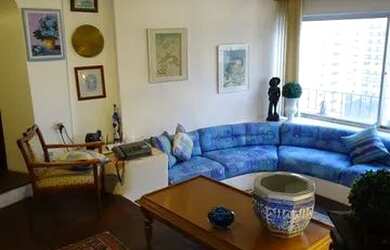 Imagem: O apartamento possui 2 Dormitórios, 2 Banheiros, 2 Vagas na