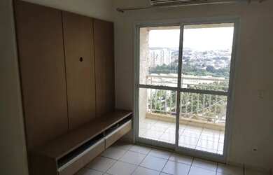 Imagem: O apartamento possui 3 Dormitórios, 2 Banheiros, 67m² de Área