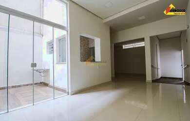 Imagem: O depósito possui 36m² de Área e está localizado em Centro