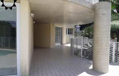 Imagem 6: SOBRADO - BARUERI. Piscina, 700m² de Área, 5 Vagas na garageme4 Dormitórios