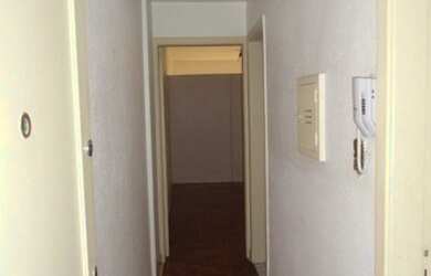 Imagem: O apartamento possui 1 Dormitório, 1 Banheiro, 46m² de Área