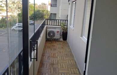 Imagem 2: Lindo Apto, bem localizado, térreo Garden, equivalente ao 1º andar,...