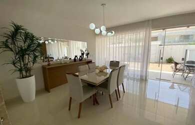 Imagem 12: Casa para aluguel tem 280 metros quadrados com 4 quartos