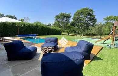 Imagem: A casa em condomínio possui 4 Dormitórios, 5 Banheiros, 5