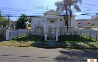 Imagem: O depósito possui 2 Vagas na garagem, 802m² de Área e está