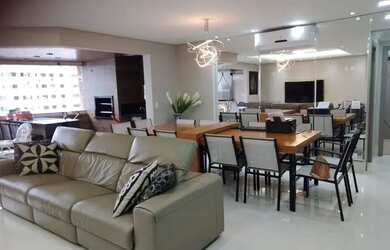 Imagem: O apartamento possui 4 Dormitórios, 5 Banheiros, 3 Vagas na