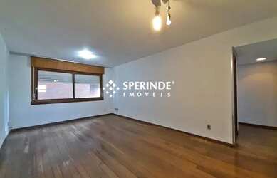 Imagem: O apartamento possui 3 Dormitórios, 1 Banheiro, 2 Vagas na