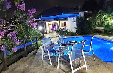 Imagem: A casa em condomínio possui 4 Dormitórios, 5 Banheiros, 5