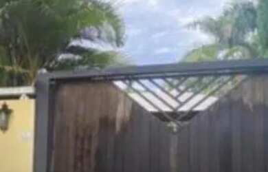 Imagem: A casa em condomínio possui 3 Dormitórios, 2 Banheiros, 3