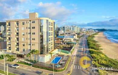 Imagem: O apartamento possui 4 Dormitórios, 5 Banheiros, 2 Vagas na