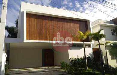 Imagem: A casa em condomínio possui 3 Dormitórios, 5 Banheiros, 4