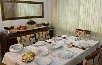 Imagem: O apartamento possui 3 Dormitórios, 2 Banheiros, 2 Vagas na