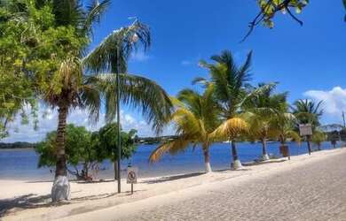 Imagem: O terreno possui 600m² de Área e está localizado em Stella