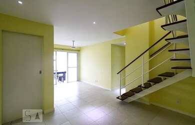 Imagem: O apartamento na cobertura possui 4 Dormitórios, 2 Banheiros