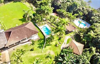 Imagem: A pousada chalé possui 4 Dormitórios, Acomodam 15 pessoas