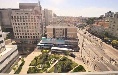 Imagem: O depósito possui 1 Vaga na garagem, 36m² de Área e Imóvel