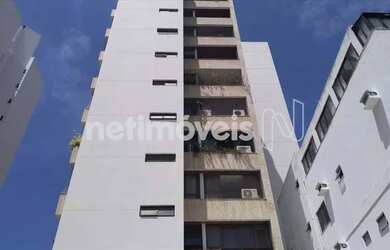 Imagem: O apartamento possui 4 Dormitórios, 4 Banheiros, 2 Vagas na