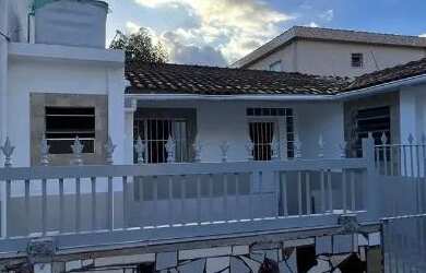 Imagem: A casa possui 1 Dormitório, 1 Banheiro, 60m² de Área e está