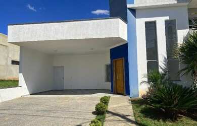 Imagem: A casa em condomínio possui 3 Dormitórios, 4 Banheiros, 4