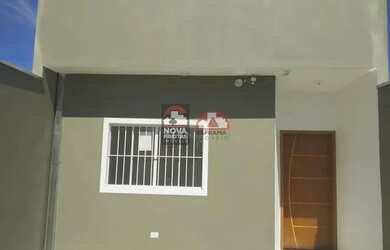 Imagem: A casa possui 2 Dormitórios, 1 Banheiro, 2 Vagas na garagem