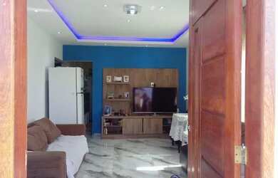 Imagem: A casa possui 2 Dormitórios, 2 Banheiros, 1 Vaga na garagem