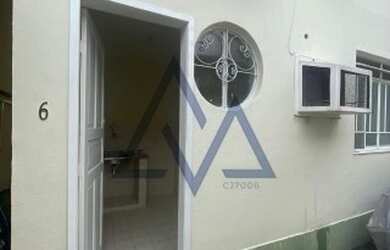 Imagem: A casa possui 1 Dormitório, 1 Banheiro, 30m² de Área e está