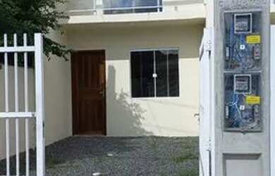 Imagem: A casa possui 2 Dormitórios, 2 Banheiros, 1 Vaga na garagem