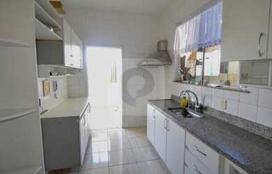 Imagem: O apartamento possui 3 Dormitórios, 5 Banheiros, 2 Vagas na