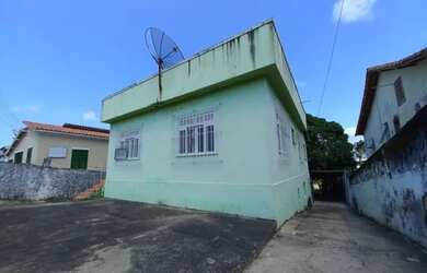 Imagem: A casa possui 4 Dormitórios, 2 Banheiros, 675m² de Área e